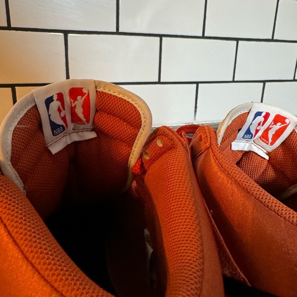 Nike Dunk High Retro Premium NBA x WNBA Mantra Orange Size 14 - Picture 5 of 6